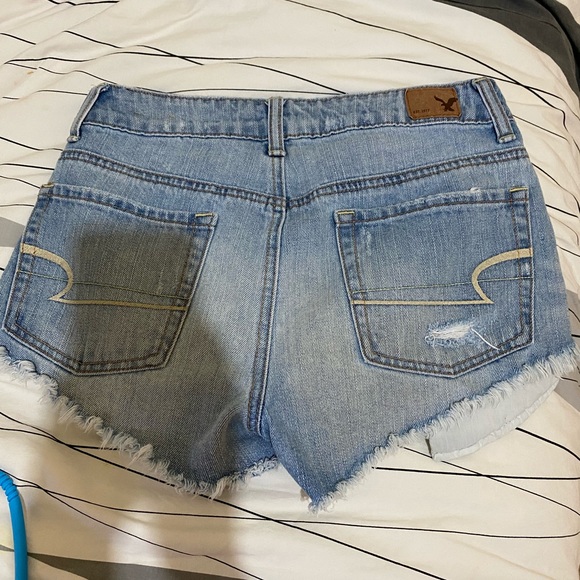 American eagle high waisted shorts - Picture 2 of 4